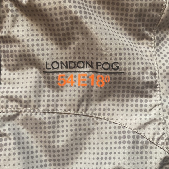 Boys size 5 fleece-lined hooded jacket. - Picture 9 of 9